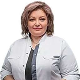 Портретный снимок врача, приём в городе Алматы