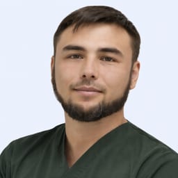 Портретный снимок врача, приём в городе Алматы