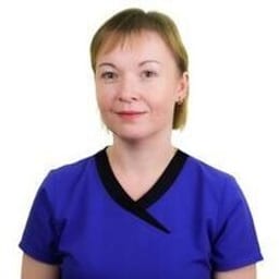 Портретный снимок врача, приём в городе Алматы