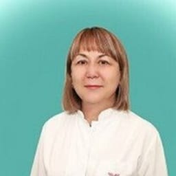 Портретный снимок врача, приём в городе Астана
