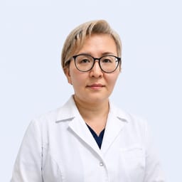 Портретный снимок врача, приём в городе Астана