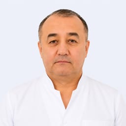 Портретный снимок врача, приём в городе Астана