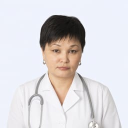 Портретный снимок врача, приём в городе Астана