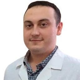 Портретный снимок врача, приём в городе Алматы Портретный снимок врача, приём в городе Алматы