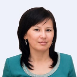 Портретный снимок врача, приём в городе Алматы