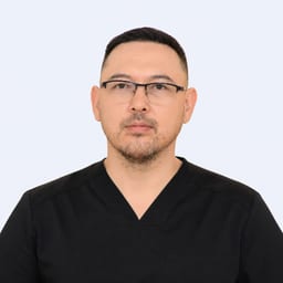 Портретный снимок врача, приём в городе Алматы Портретный снимок врача, приём в городе Алматы