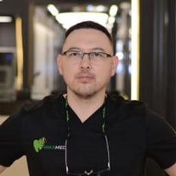 Портретный снимок врача, приём в городе Алматы Портретный снимок врача, приём в городе Алматы