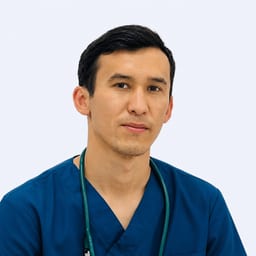 Портретный снимок врача, приём в городе Астана