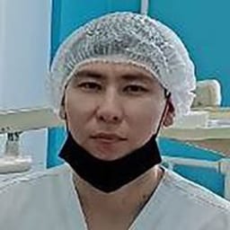 Портретный снимок врача, приём в городе Астана Портретный снимок врача, приём в городе Астана