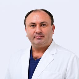 Портретный снимок врача, приём в городе Алматы Портретный снимок врача, приём в городе Алматы