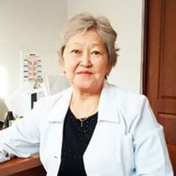 Портретный снимок врача, приём в городе Алматы