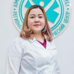 Портретный снимок врача, приём в городе Алматы
