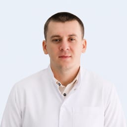 Портретный снимок врача, приём в городе Алматы