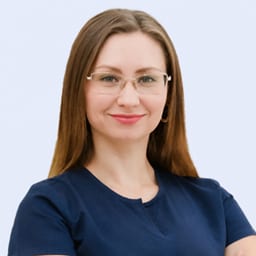 Портретный снимок врача, приём в городе Алматы
