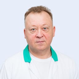 Портретный снимок врача, приём в городе Алматы