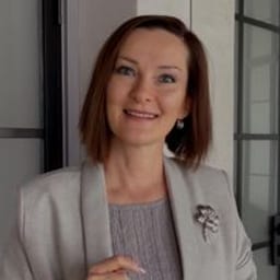 Портретный снимок врача, приём в городе Алматы