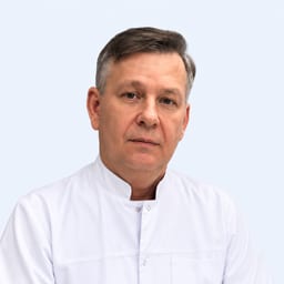Портретный снимок врача, приём в городе Алматы