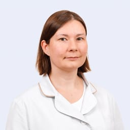 Портретный снимок врача, приём в городе Алматы