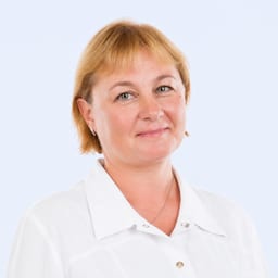 Портретный снимок врача, приём в городе Алматы