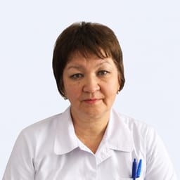 Портретный снимок врача, приём в городе Алматы