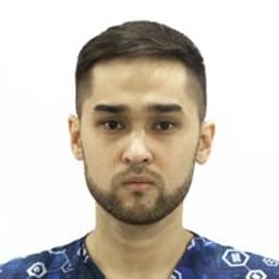 Портретный снимок врача, приём в городе Астана