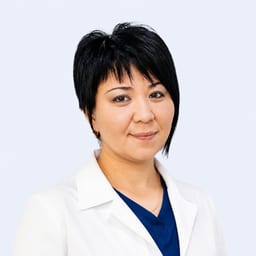 Портретный снимок врача, приём в городе Алматы
