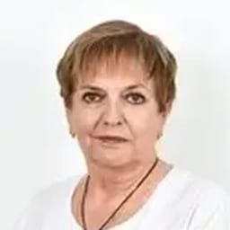 Портретный снимок врача, приём в городе Астана
