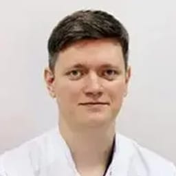 Портретный снимок врача, приём в городе Алматы