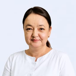 Портретный снимок врача, приём в городе Астана