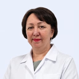 Портретный снимок врача, приём в городе Алматы