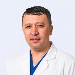 Портретный снимок врача, приём в городе Алматы