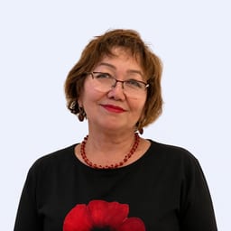 Портретный снимок врача, приём в городе Астана