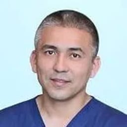 Портретный снимок врача, приём в городе Астана Портретный снимок врача, приём в городе Астана