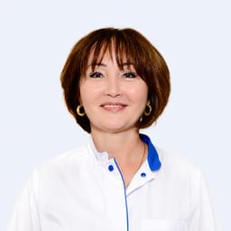 Портретный снимок врача, приём в городе Алматы
