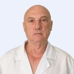 Портретный снимок врача, приём в городе Алматы Портретный снимок врача, приём в городе Алматы
