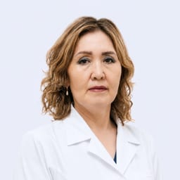 Портретный снимок врача, приём в городе Алматы