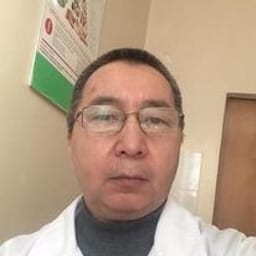 Портретный снимок врача, приём в городе Астана Портретный снимок врача, приём в городе Астана