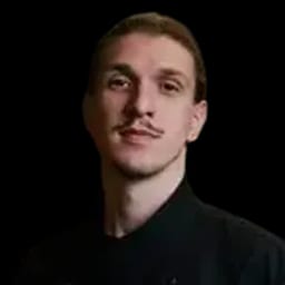 Портретный снимок врача, приём в городе Алматы