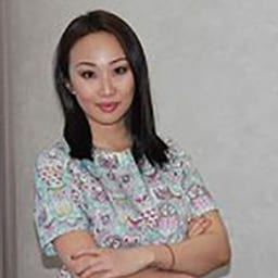 Портретный снимок врача, приём в городе Алматы