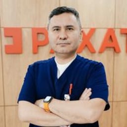 Портретный снимок врача, приём в городе Алматы