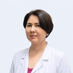 Портретный снимок врача, приём в городе Алматы