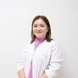 Портретный снимок врача, приём в городе Астана Портретный снимок врача, приём в городе Астана