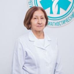 Портретный снимок врача, приём в городе Алматы