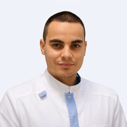 Дәрігердің портреттік суреті, Алматы қаласындағы қабылдау