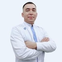 Портретный снимок врача, приём в городе Алматы