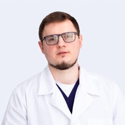 Портретный снимок врача, приём в городе Алматы