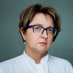 Портретный снимок врача, приём в городе Алматы