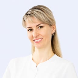 Портретный снимок врача, приём в городе Алматы