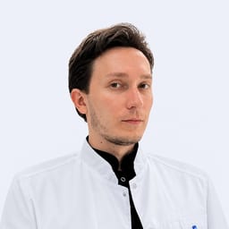 Дәрігердің портреттік суреті, Алматы қаласында қабылдау