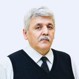 Портретный снимок врача, приём в городе Алматы